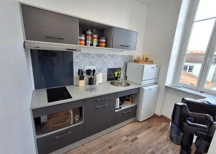 Lumineux 2 Ch, Proche & Commerces - Fr-1-706-31 Апартаменты *