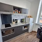 Lumineux 2 Ch, Proche & Commerces - Fr-1-706-31 Appartement *