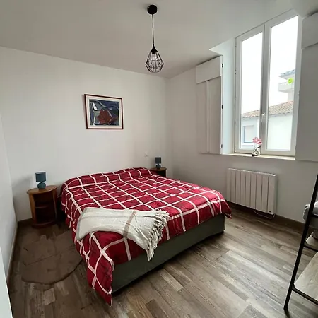 Lumineux 2 Ch, Proche & Commerces - Fr-1-706-31 Apartment